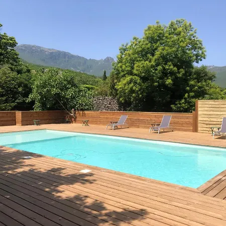 Le Relais De *