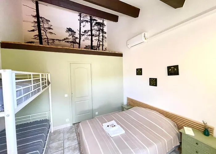 Le Relais De *